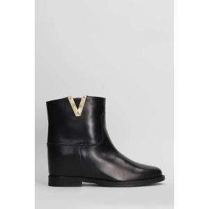 Tronchetto zeppa interna  in Pelle Nera