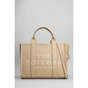 Tote The medium tote in Pelle Cammello