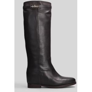 Stivale zeppa interna  in Pelle Testa di Moro